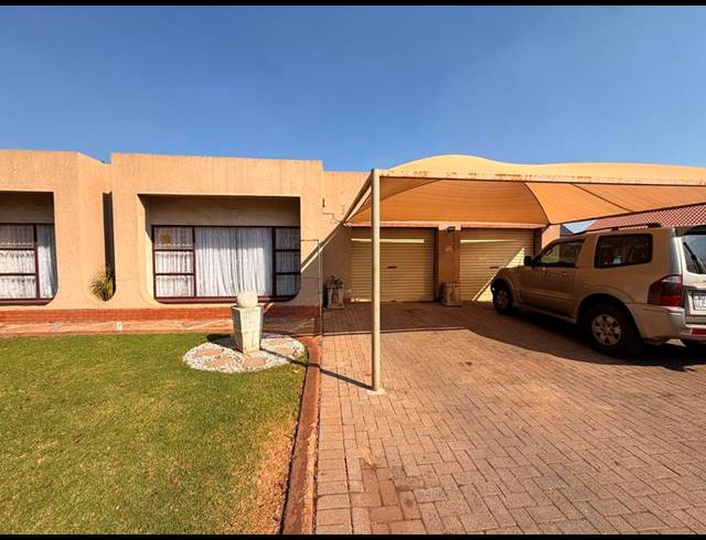 3 BEDROOM HOUSE FOR SALE IN GOLF PARK